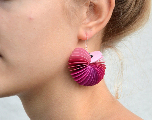 ombré magenta: Dangle Earrings CARTA - made of cardstock
