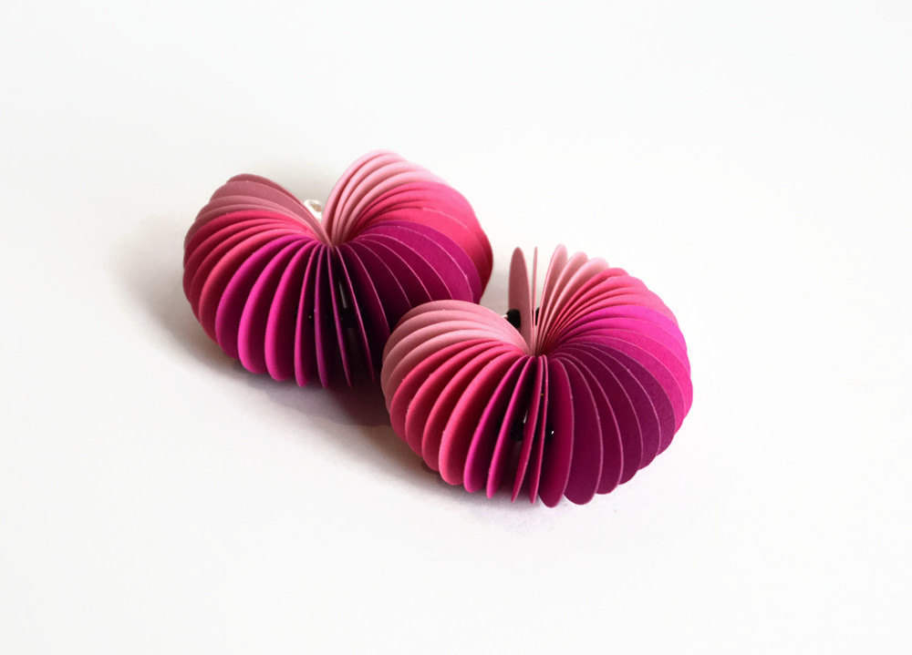 ombré magenta: Dangle Earrings CARTA - made of cardstock