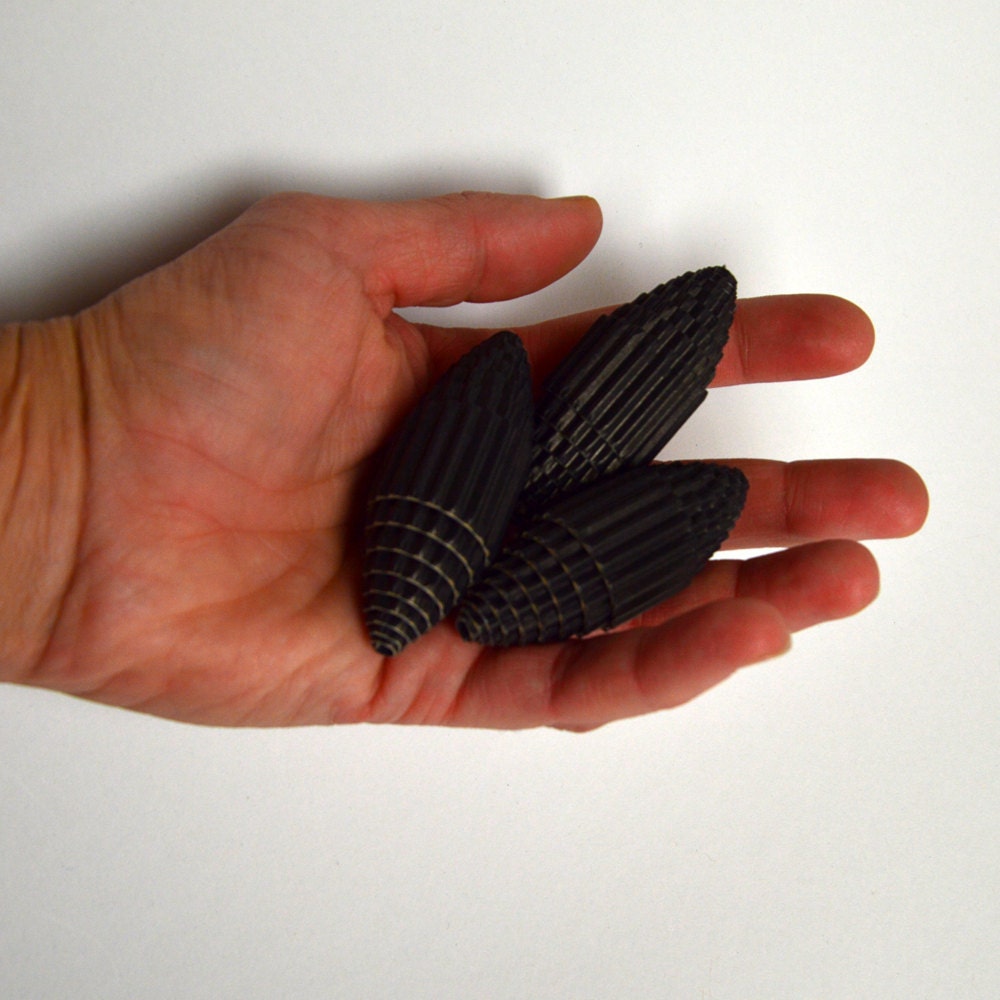 Paper Beads made of corrugated cardboard - unfinished