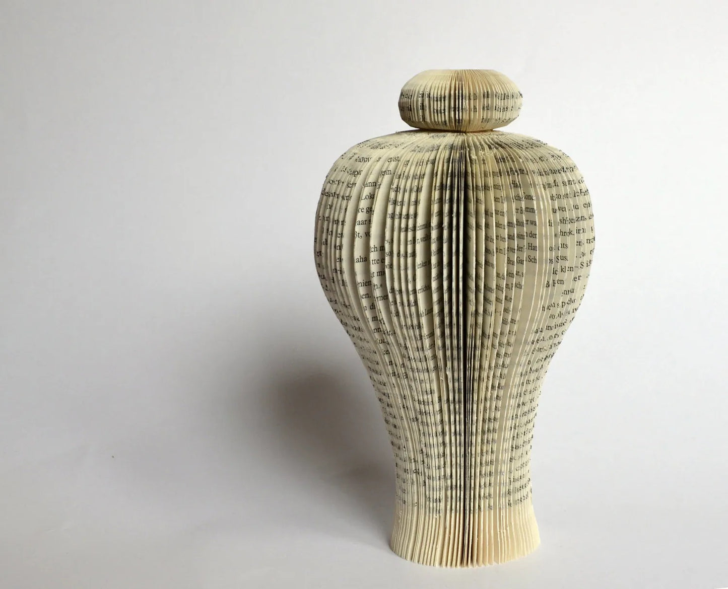 Flacon II - cutted book sculpture