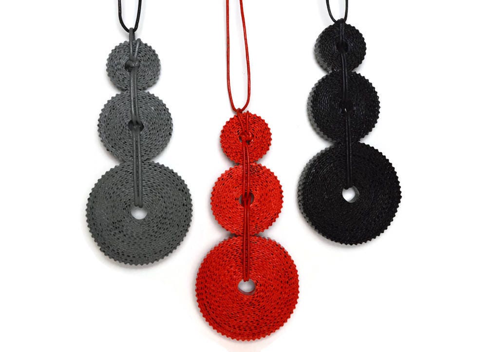 Black Red Grey: Statement Pendant TRICLO - corrugated cardboard