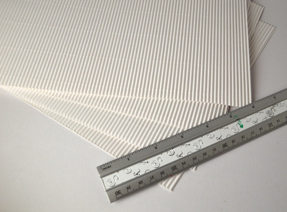 (Regular) Corrugated crafting cardboard in neon  colors: 33cm x 23cm = 13"x 9"