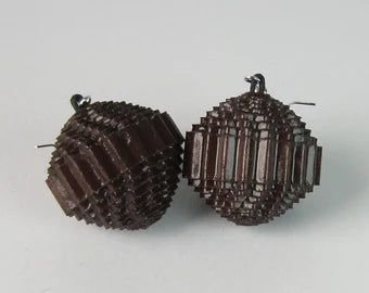 Chocolate: Earrings PALLA - made of corrugated cardboard