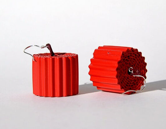 Red RULLO:  Earrings made of corrugated cardboard