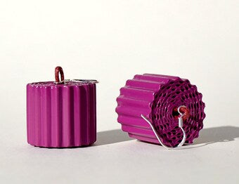 Fuchsia RULLO:  Earrings made of corrugated cardboard