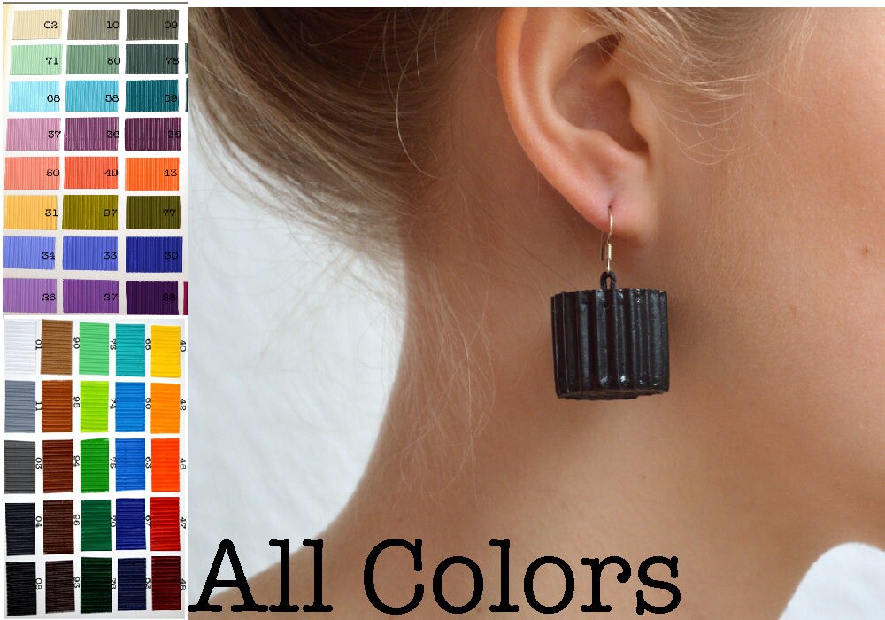 Mint RULLO:  Earrings made of corrugated cardboard