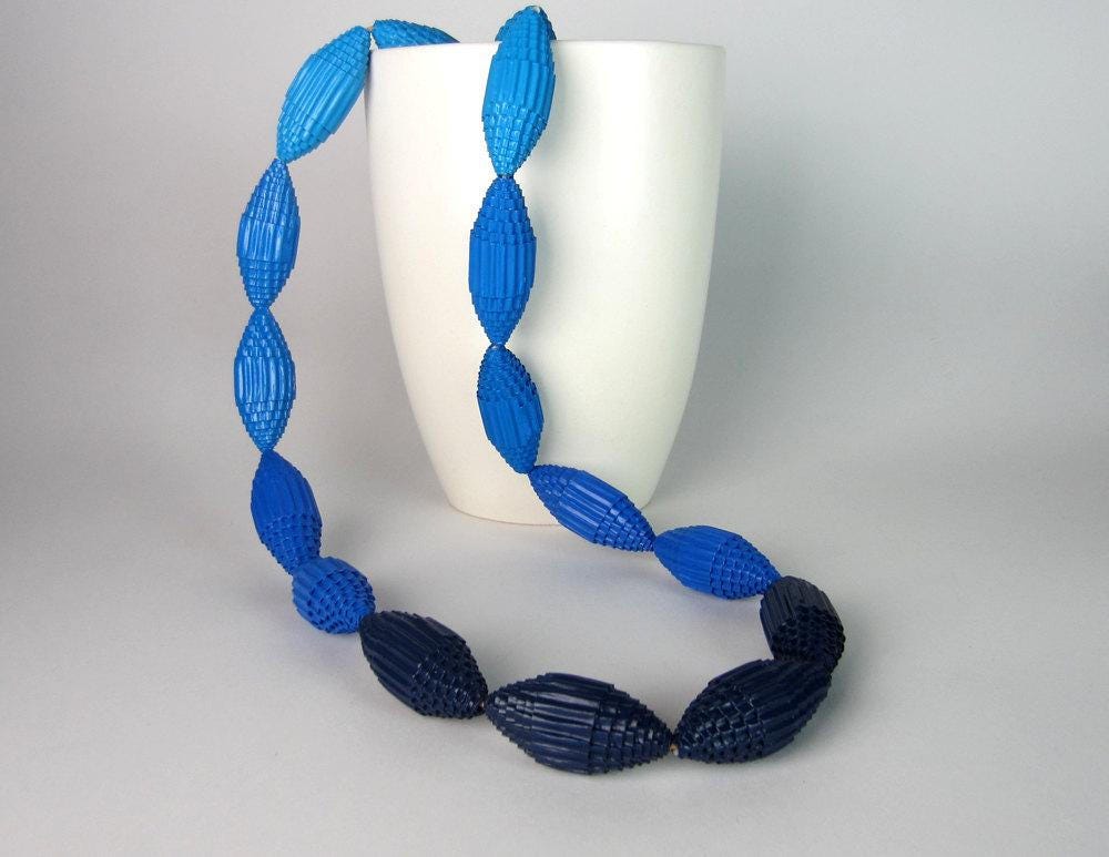 Kaki ombré: Necklace with Beads of Corrugated Cardboard FILA